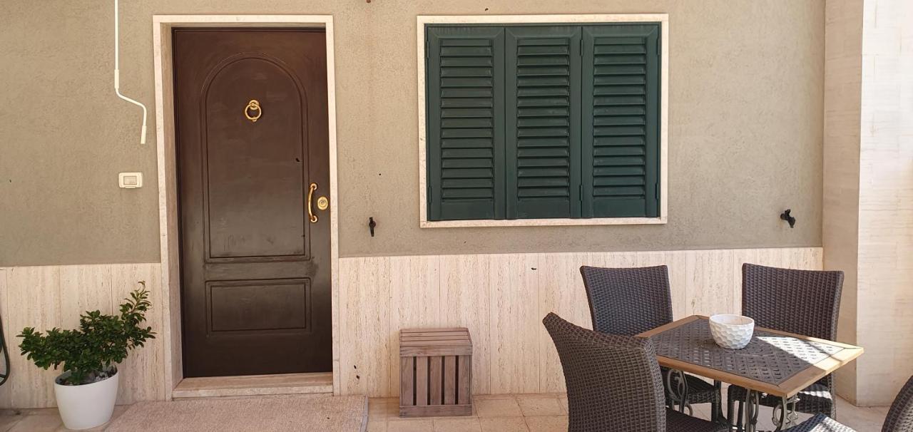 Gentilcasa Lägenhet Monopoli Exteriör bild